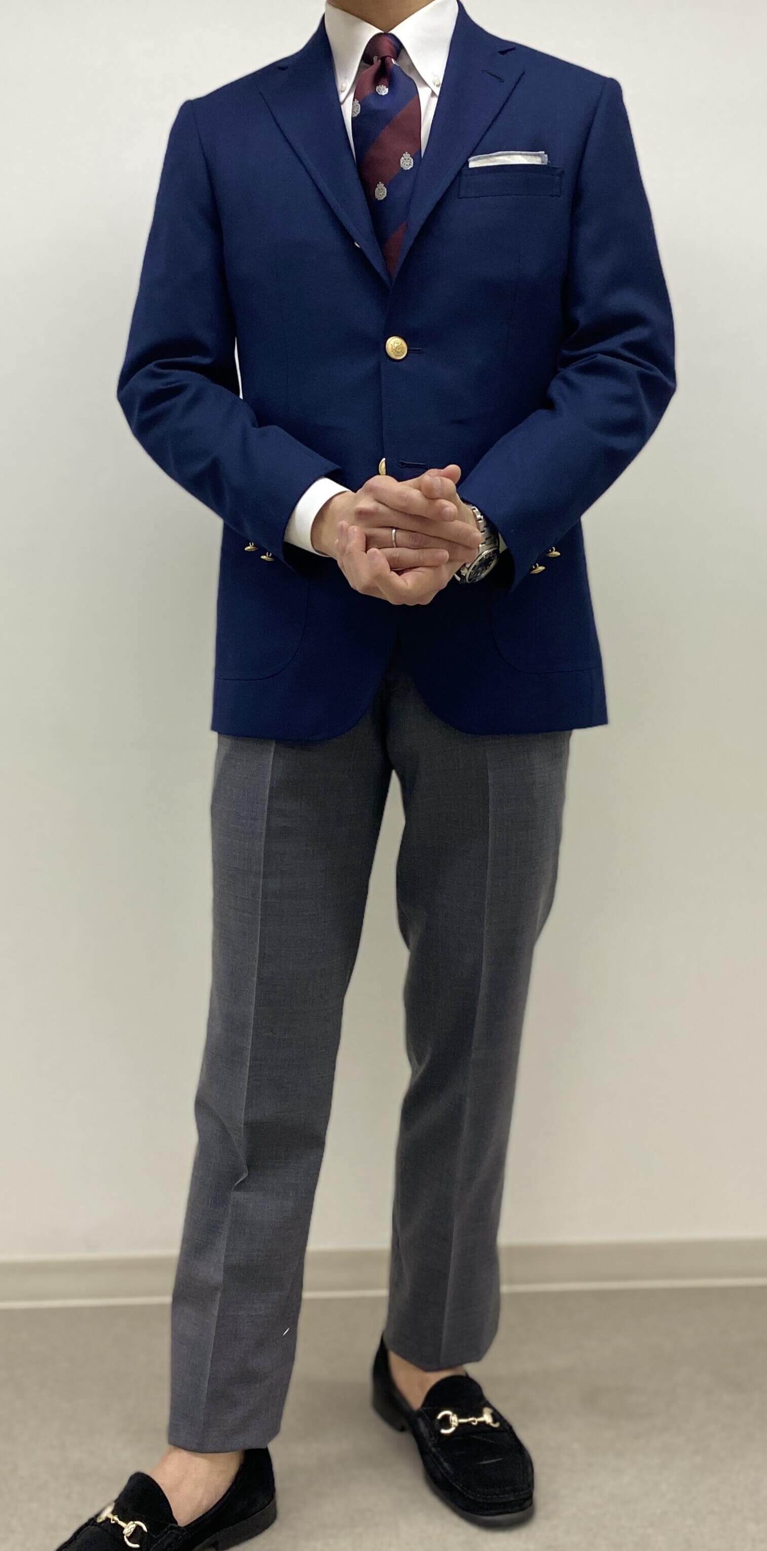 オンでもオフでも着まわせるジャケットとは